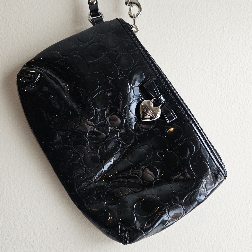 Coach Black Patent Leather Wristlet - Picture 2 of 12